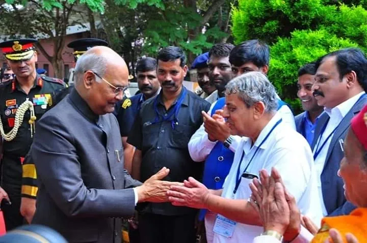 Dr. H.R. Nagendra with the President of India Ram Nath Kovind.